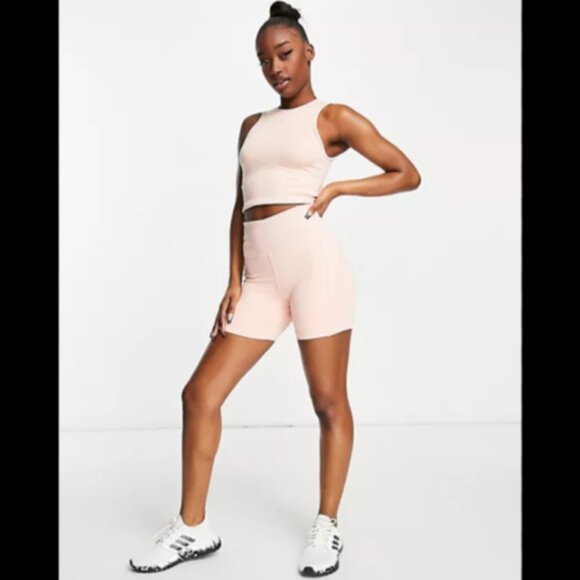 Brand New adidas Training Hyperglam ribbed Cut-Out crop top - Picture 6 of 16